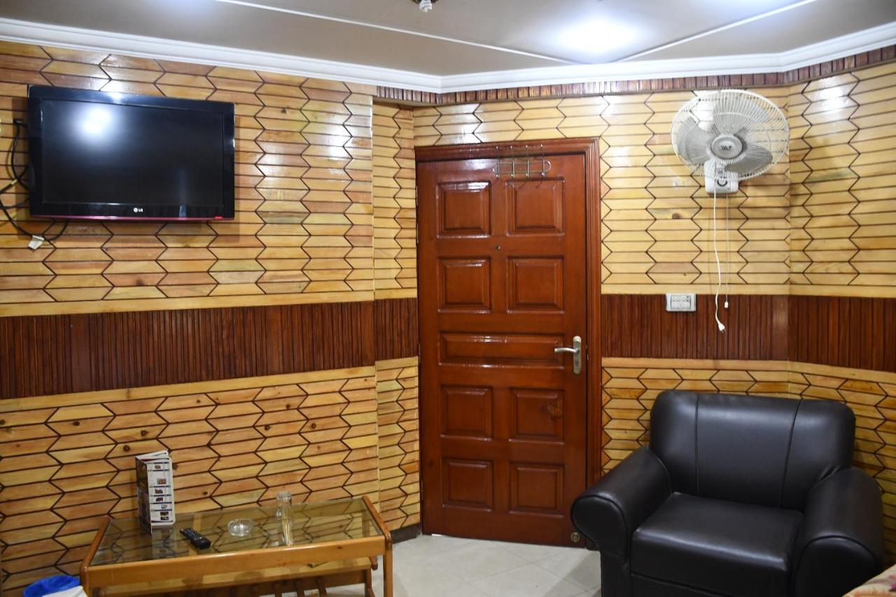 Mir Continental Hotel Muzaffarabad Exteriér fotografie