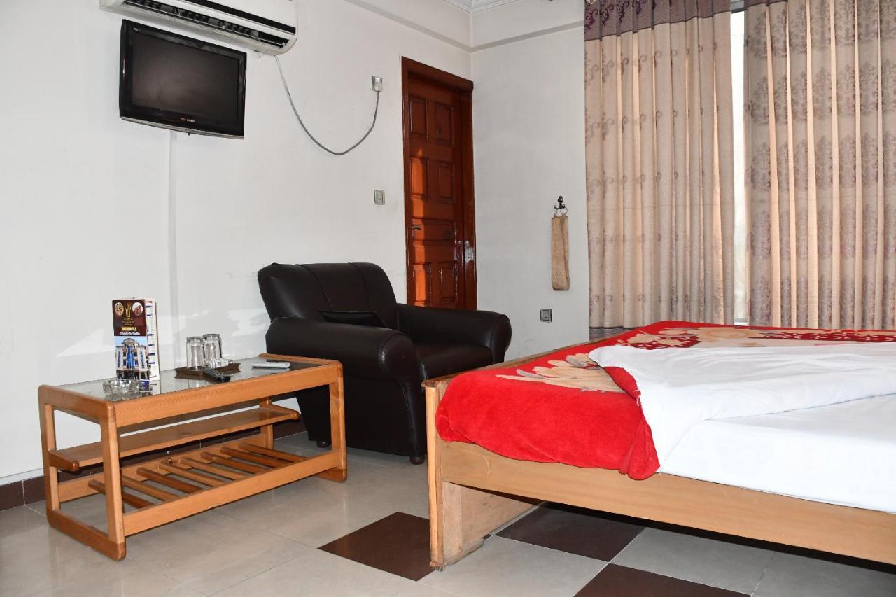 Mir Continental Hotel Muzaffarabad Exteriér fotografie
