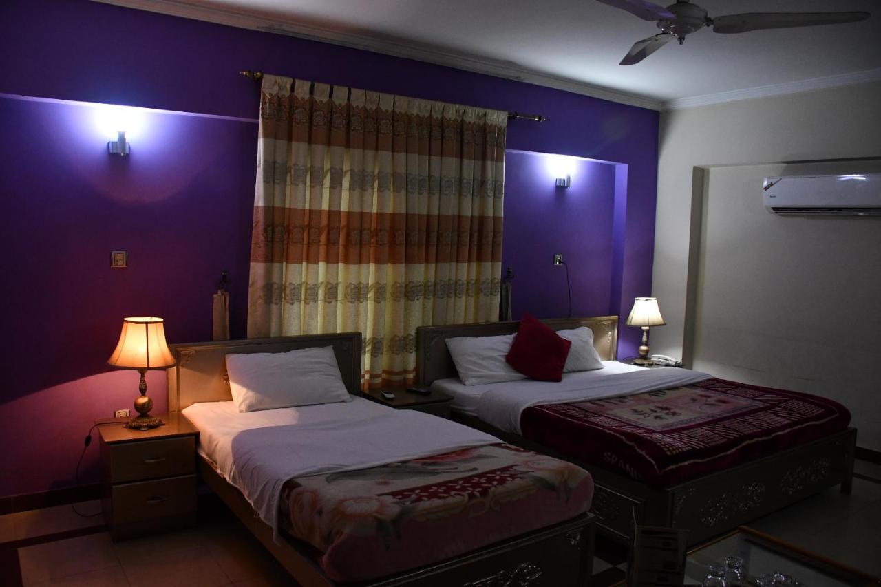 Mir Continental Hotel Muzaffarabad Exteriér fotografie