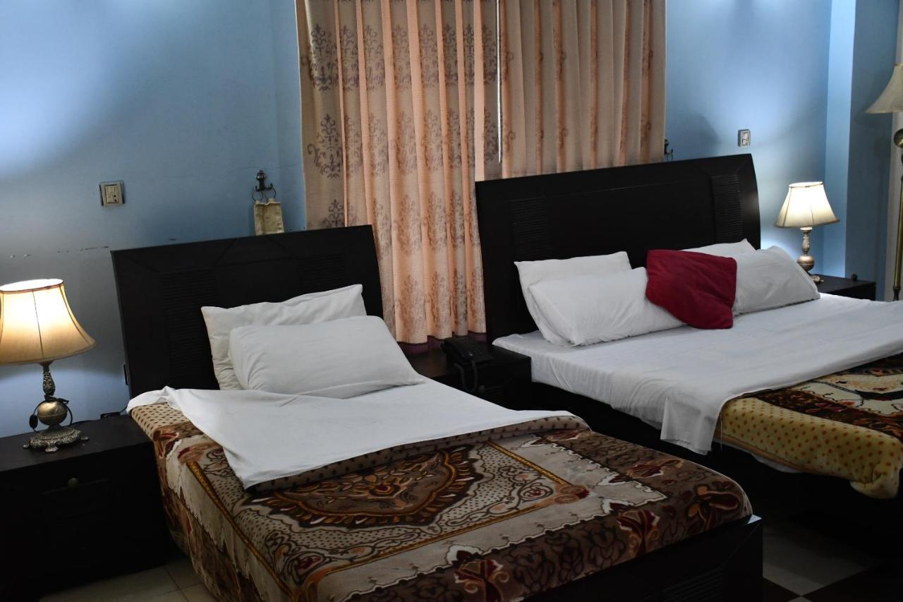 Mir Continental Hotel Muzaffarabad Exteriér fotografie